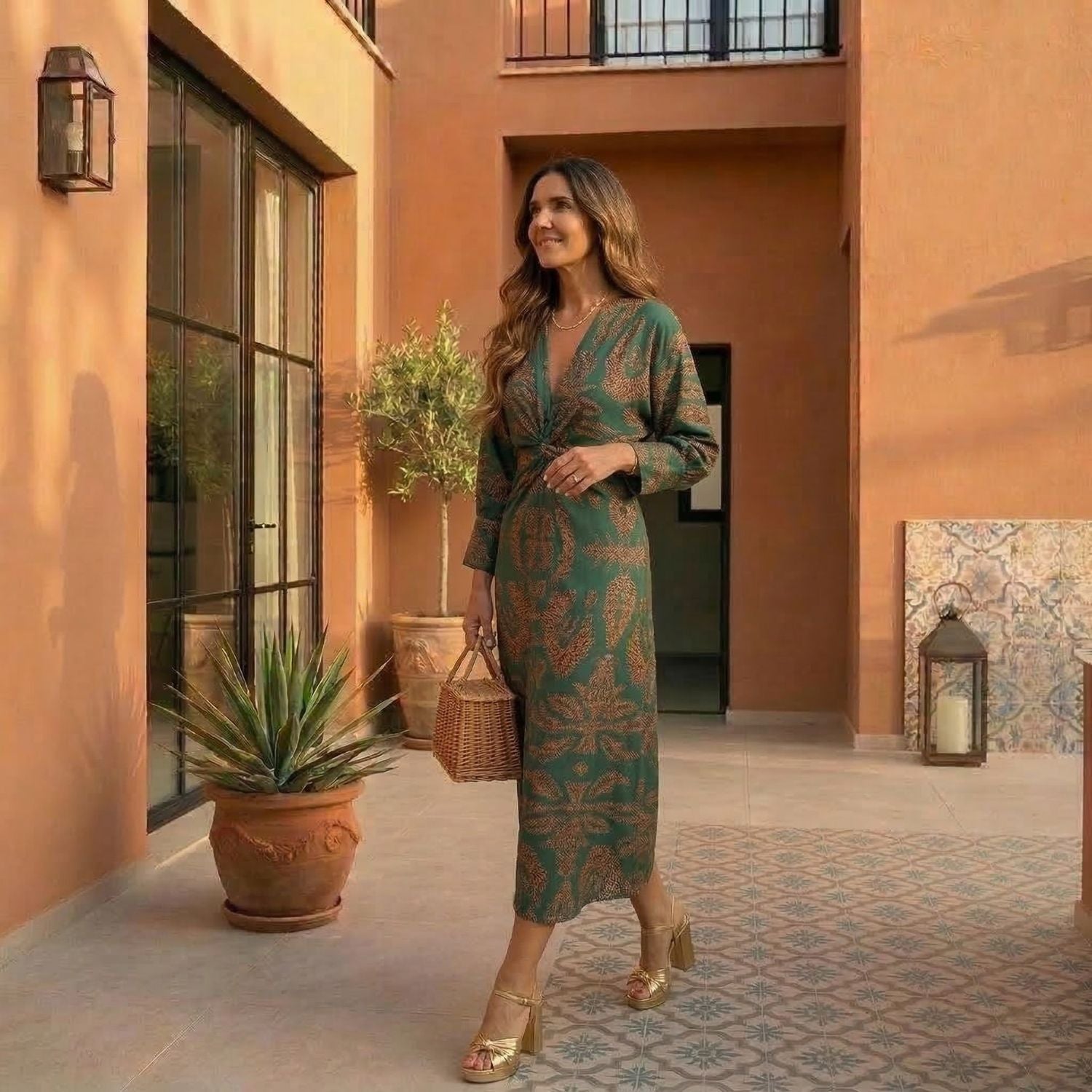 Isadora™ – Vestido Midi Elegante con Estampado de Encanto Atemporal