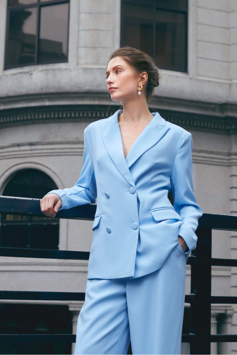 Julia Conjunto Urbano de Blazer y Pantalón de Corte Regular