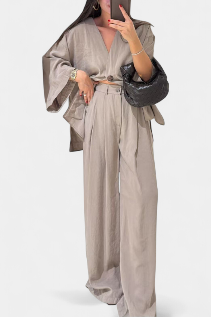 Eli Conjunto Oversize de Top con Cuello en V y Pantalón Recto