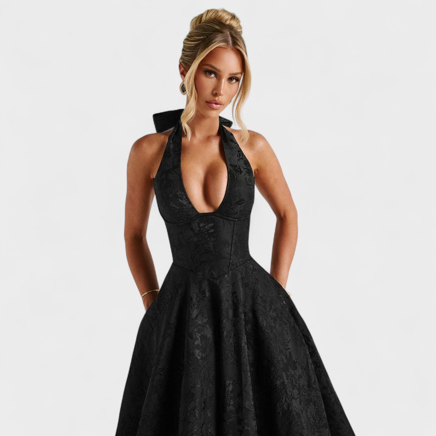 Effie -Vestido midi texturizado con escote en V